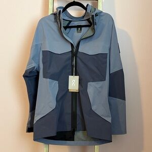 On Running Women's Ski & Snow Jacket - Blue and Gray